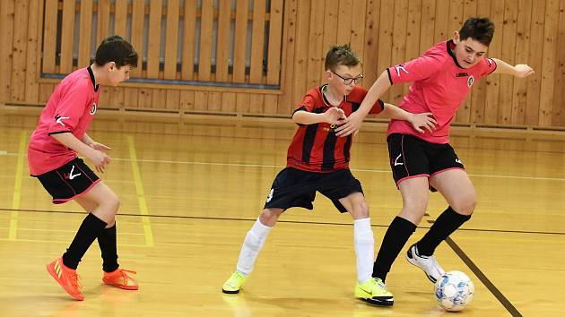 Ve Valticích se konal fotbalový turnaj mládežnických výběrů U12.
