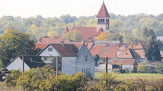 KOSTEL SV. ARCHANDĚLA MICHAELA V LADNÉ. 