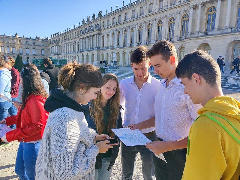 Hustopečští studenti vyrazili znovu za pooznáním do Francie.