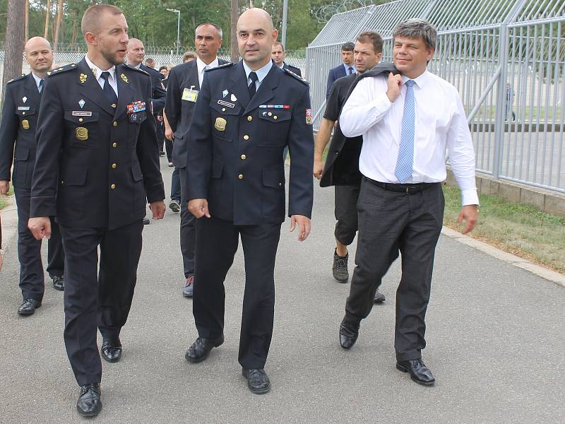 Oficiálního otevření se dočkala v pátek věznice v břeclavské městské části Poštorná. Pojme až dvě stě vězňů.