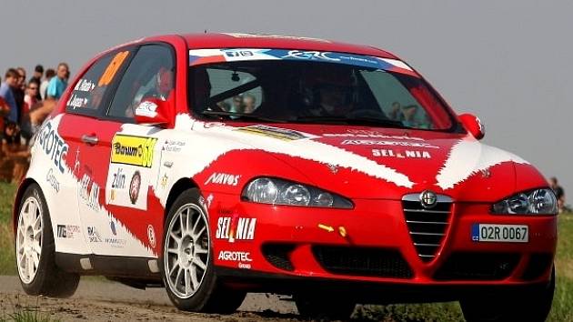 Radova Alfa Romeo 147 v akci na Zlínsku.