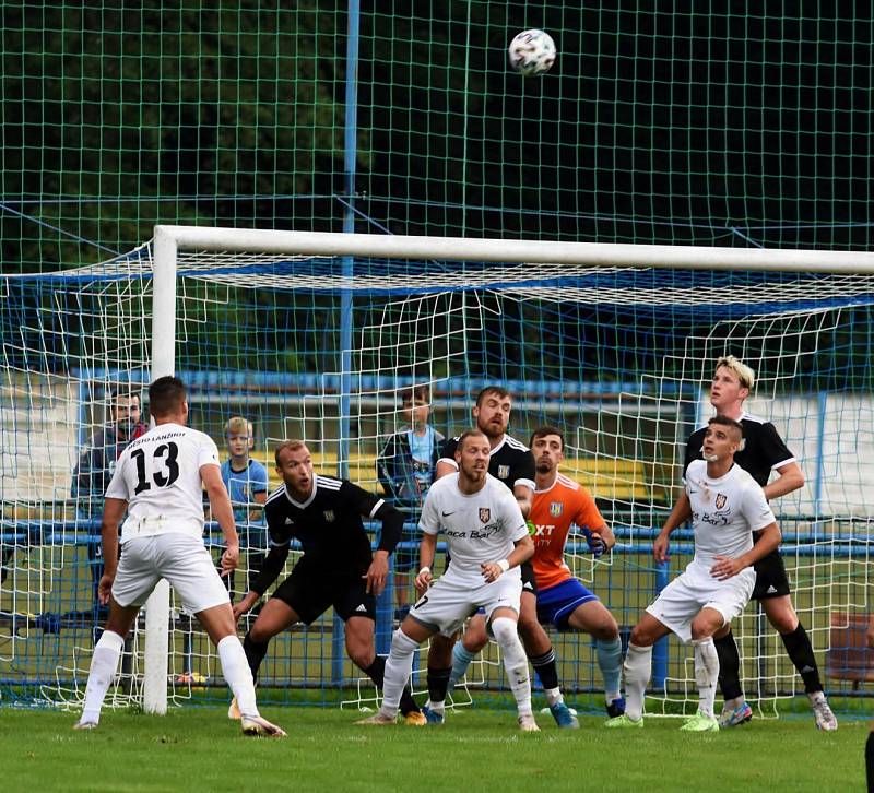 Fotbalisté MSK Břeclav prohráli divizní duel s Lanžhotem 1:2.