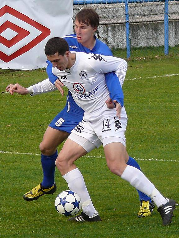 Břeclav podlehla posílenému béčku Slovácka 0:2.