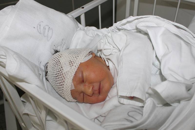 Lilien Bílá, 13.2. 2018, 12.28, 52 cm, 3410 g, Mikulov