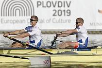 Veslaři Lukáš Helešic (na snímku vpravo) s Jakubem Podrazilem skončili na letošním mistrovství světa v Plovdivu sedmí.