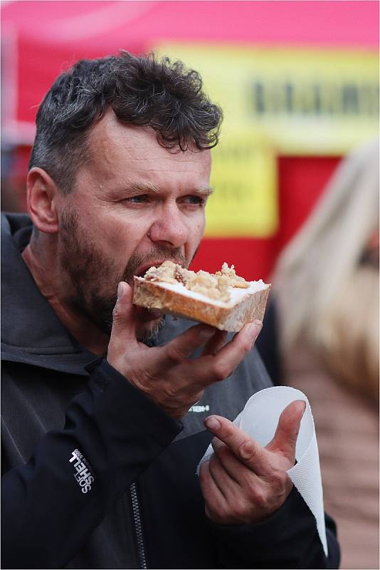 Ohlédnutí za vinobraním v Hlohovci.