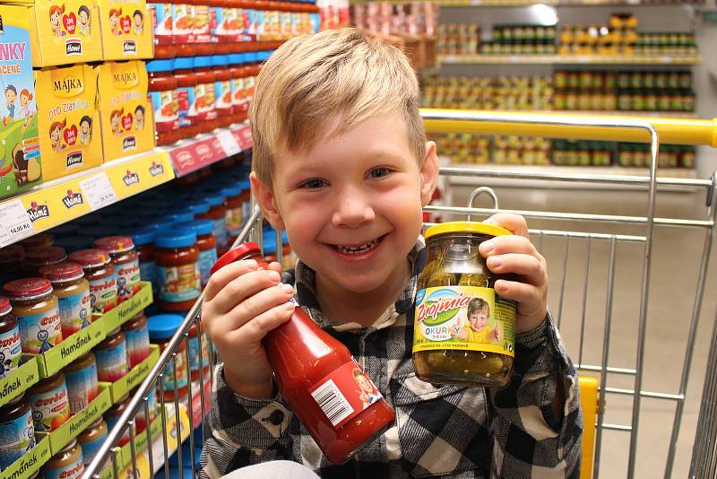 Jakub Sladký z Uherského Hradiště byl tváří dětských výrobků české potravinářské společnosti Hamé. Jeho úsměv zdobil i okurky Znojmia.