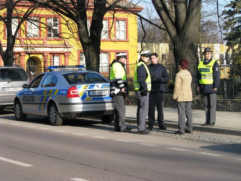 Policisté kárali neukázněné řidiče, ale i chodce