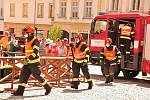 Krajská soutěž hasičů ve vyprošťování osob z havarovaných vozidel se uskutečnila v centru Znojma.