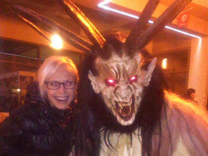 Rakouští Krampusové děsili Znojmo.