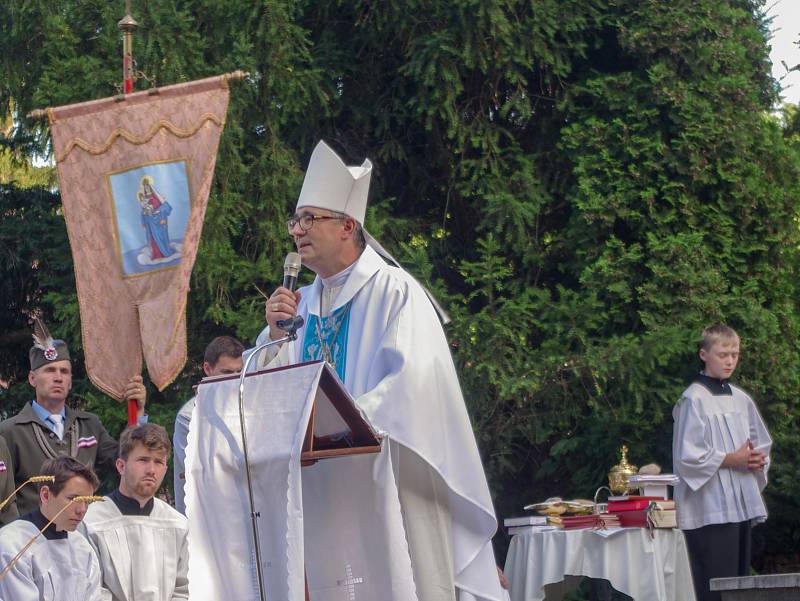 První červencovou sobotu slaví věřící v Hlubokých Mašůvkách tradičně hlavní pouť. Slavnostní poutní mši sloužil strahovský opat  Daniel Janáček.