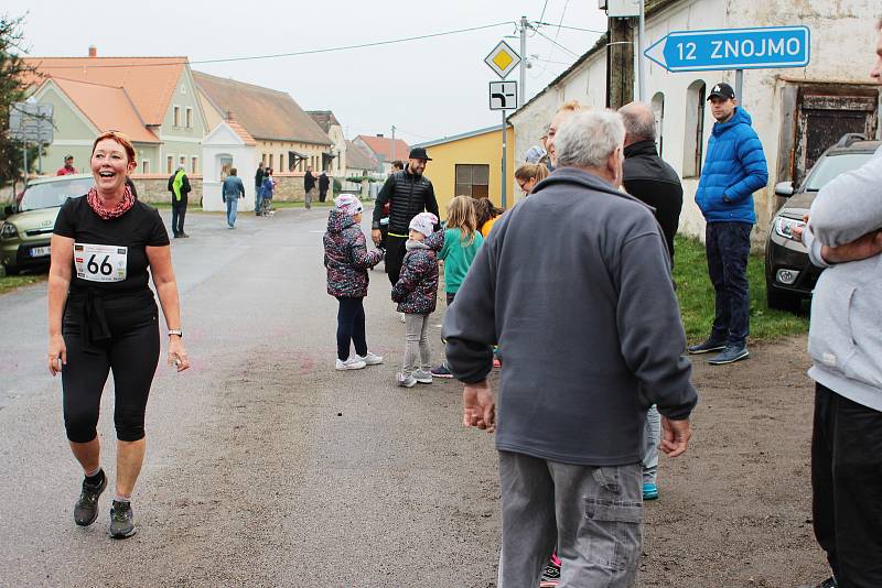 Avanti běh Podyjím v Lukově na Znojemsku zaběhl nejrychleji brněnský běžec Lukáš Soural.