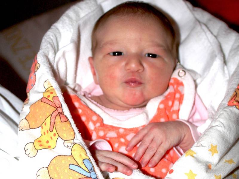 Adéla Rožnovská, 49cm, 3320g, 27.11.2008, Znojmo