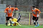 Vlastní branka znojemského Inzert Expresu pomohla fotbalistům Moravského Krumlova k vítězství 1:0. 