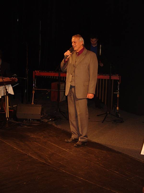 Koncerty Aleše Slaniny a jeho kolegů z Městského divadla Brno jsou ve Znojmě pravidelně vyprodané.