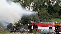 Hasiči zasahovali u požáru dřevěné boudy na zahradě u Sedlešovic a Znojma.
