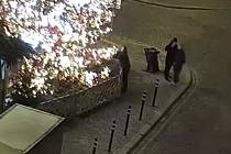 Zloději chtěli ukrást ozdoby z vánočního stromu na Masarykově náměstí ve Znojmě