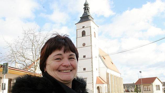 Starostka Běhařovic Iveta Moudrá otevírá dveře místního úřadu už skoro čtvrt století.