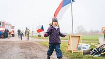 V Šatově zasadili Alej svobody. Foto:Tomáš Kalous