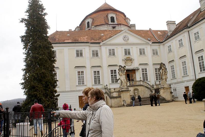 Státní zámek Vranov nad Dyjí přivítal o Velikonocích své první letošní návštěvníky z řad turistů.