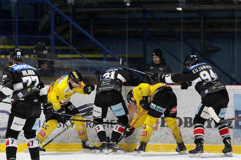 Hokejisté Znojma hostili v rámci 36. kola mezinárodní soutěže EBEL rakouskou Vídeň.