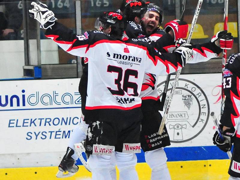 Čtvrtfinále play off 1. ligy, 3. zápas: Znojmo vs Chomutov. Znojemská radost