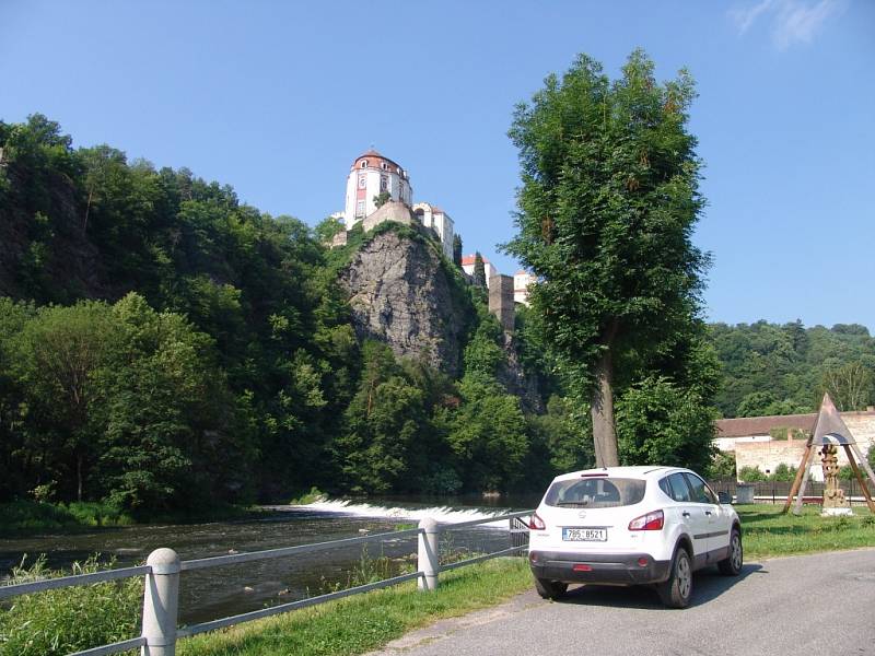 Rekreační Vranovsko či netknuté Podyjí. Hlavní přírodní skvosty Znojemska lze nerušeně obdivovat i ze sedadla spolujezdce.