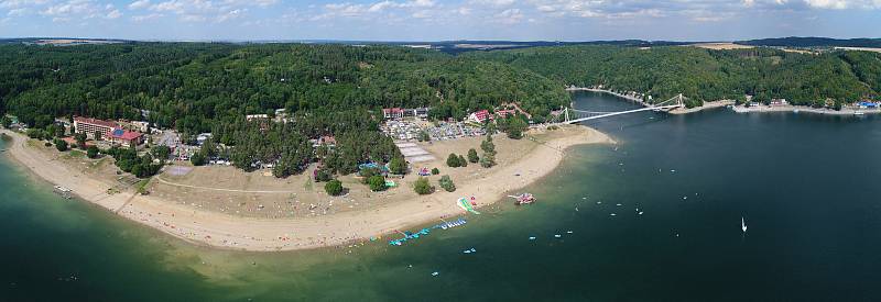 Největší kemp na Vranovsku, Camping Vranovská pláž, přilákal i letos tisíce turistů.
