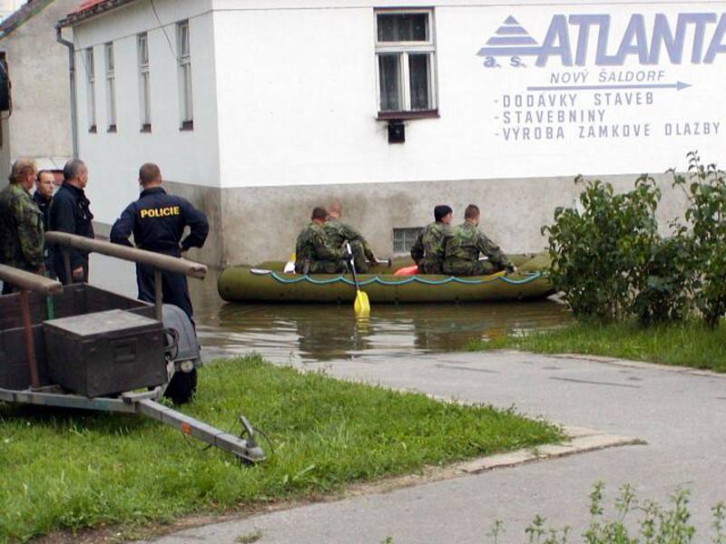 Znojmo zasáhly ničivé povodně v roce 2002.