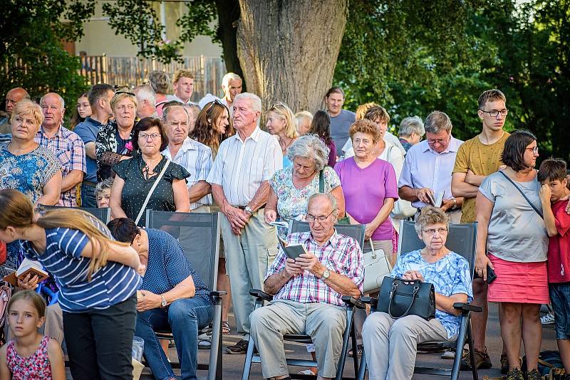 První červencový víkend patřil v Hlubokých Mašůvkách v pátek letnímu jarmarku a v sobotu hlavní pouti.