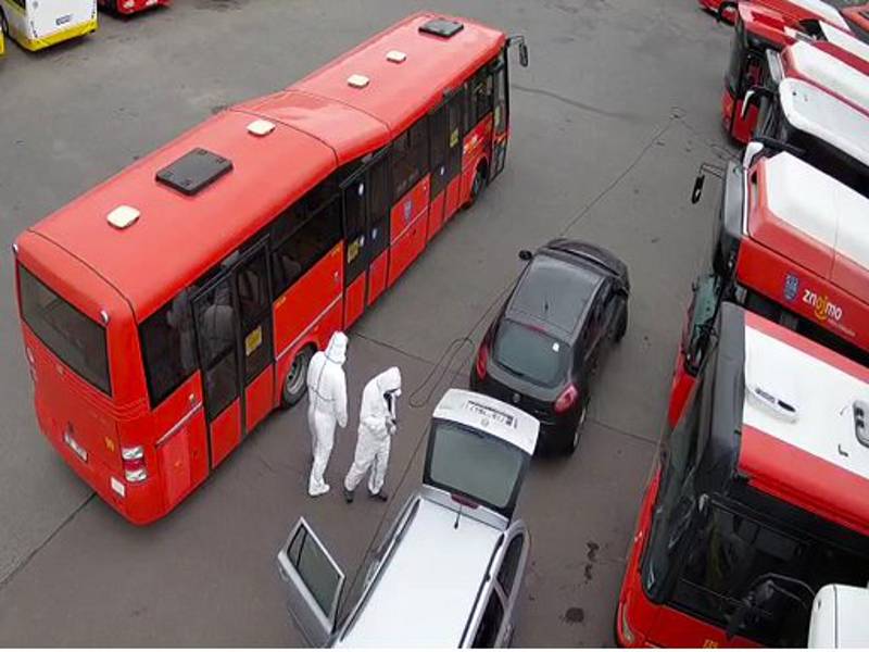 Autobusy MHD jsou ošetřené nanotechnologií. Řidiči je denně několikrát čistí.