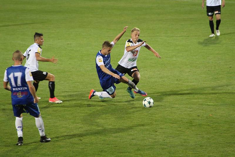 1. SC Znojmo – FC Hradec Králové 1:3 (1:0).