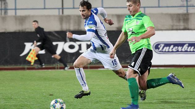 Fotbalisté třetiligového Znojma v pátek remizovali s týmem SFK Vrchovina 0:0.