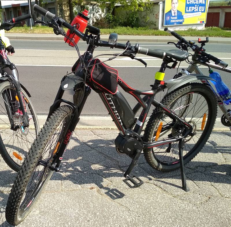 Téměř tři desítky cyklistů se vydaly na cestu Po stopách železné opony.