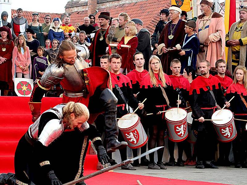 Znojmo se baví. Vinobraní 2010 jede.