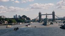 Ve stopách filmařů za příběhem Harry Pottera. Ve filmech si zahrál i legendární Tower Bridge.