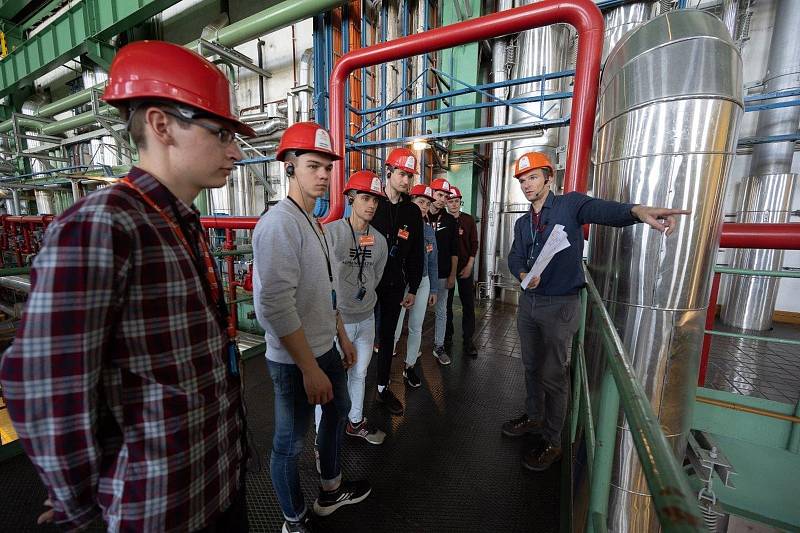 Jaderná elektrárna v Dukovanech nabídla středoškolákům stáž Jaderná maturita.