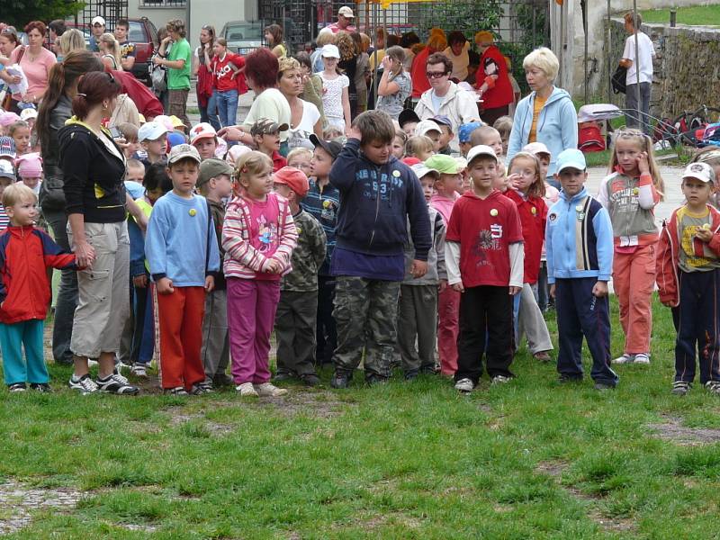 Jedenáctý ročník Běhu naděje uspořádali v úterý ve Znojmě organizátoři ze znojemského Sokola. 