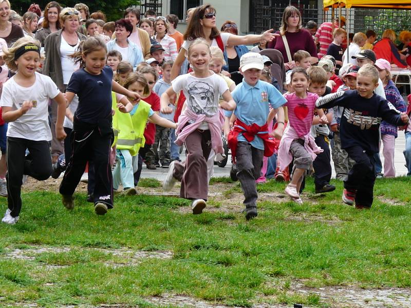 Jedenáctý ročník Běhu naděje uspořádali v úterý ve Znojmě organizátoři ze znojemského Sokola. 