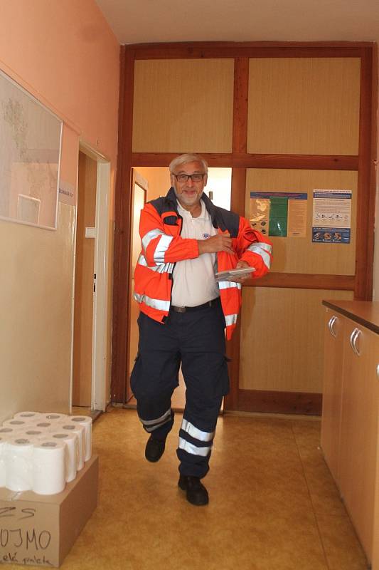 Téměř tři desetiletí vedl doktor Arnošt Růžička znojemské záchranáře.