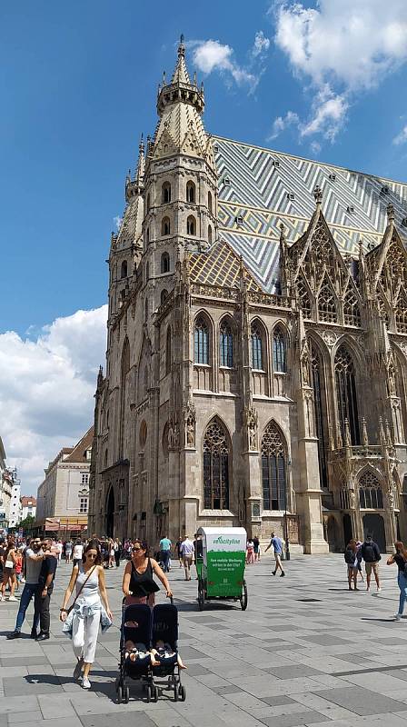 Z letního výletu do Vídně. Katedrála svatého Štěpána.