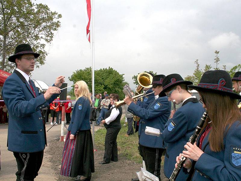 Slavnostní otevření přeshraniční cyklostezky Vrbovec - Dyjákovičky - Pulkautal