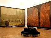 Interiéry zámku s plátny Epopeje.