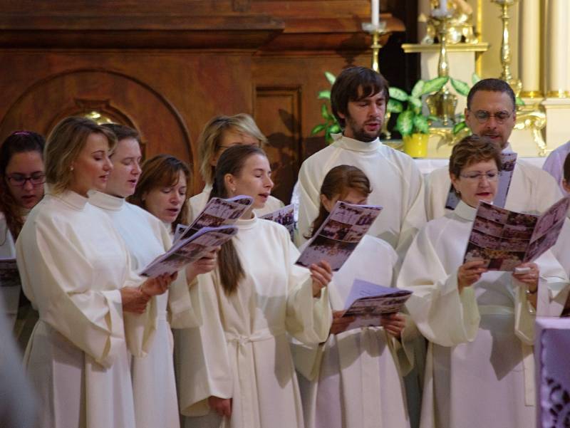 Znojemská schola od sv. Mikuláše oslavila v neděli pětadvacet let.