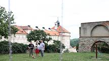 Stovky návštěvníků přilákal poslední červnovou sobotu Artisan Wine Festival ve Znojmě zaměřený na naturální a řemeslná vína.