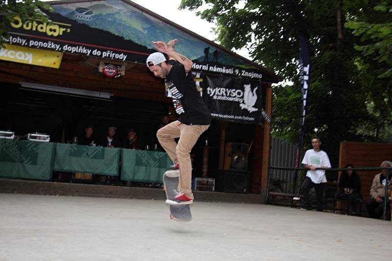 Šestý ročník skateboardových závodů se koná tradičně na zahrádce znojemské pivnice Na Statku.