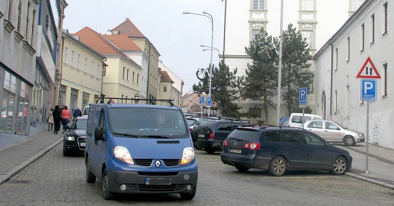 Dolní Česká má být podle plánů znojemské radnice po nějaké době opět pouze jednosměrná.