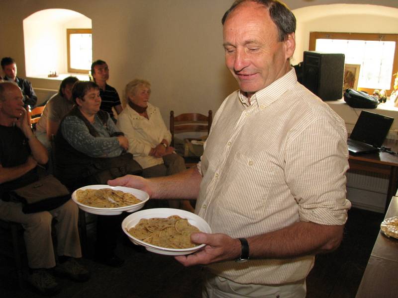 V Jevišovicích lidé jedli brouky