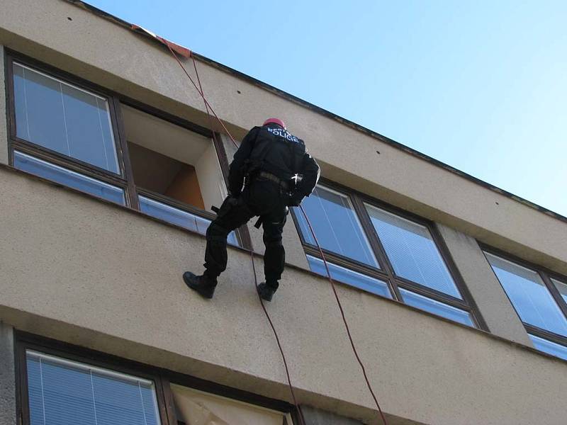 Strážníci zneškodnili psychopata