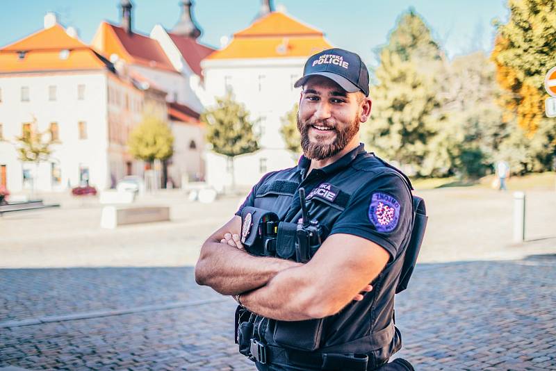 Městská policie Znojmo. Strážník. Ilustrační foto. 